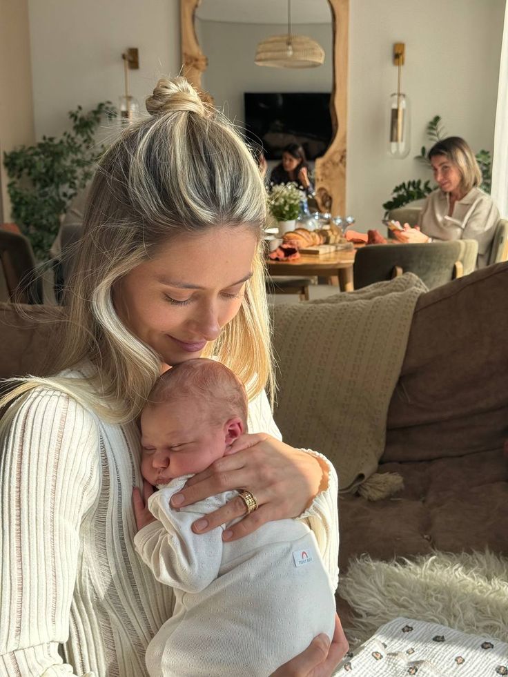 Laura Bennett, San Diego, California